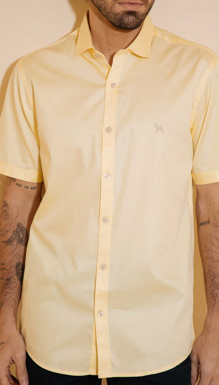 Camisa Manga Corta Fondo Entero Amarillo (Slim Fit) - Victor