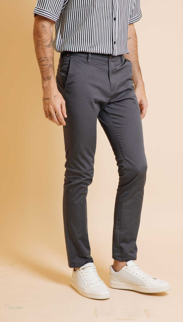 Pantalón Básico Gris Oscuro (Slim Fit) - Victor