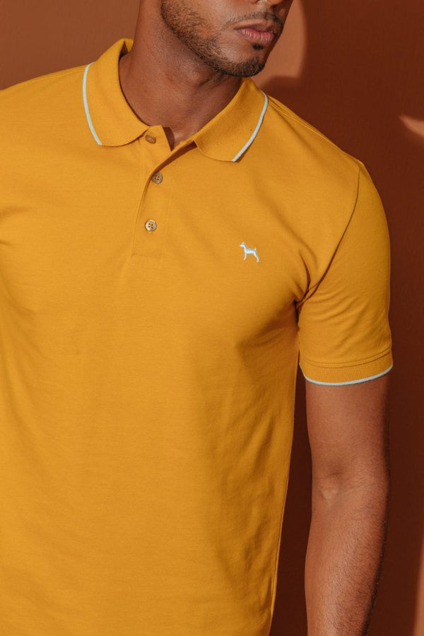 Polo Basica Fondo Entero Mostaza (Custom Fit)