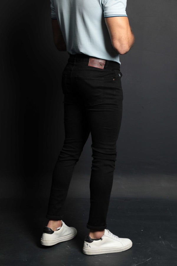Jean Basico Negro (Slim Fit)