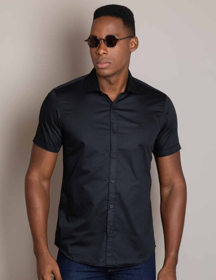 Camisa Manga Corta Negro (Slim Fit) - Victor