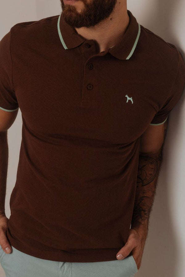 Polo Basica Fondo Entero Cafe (Custom Fit) - Victor