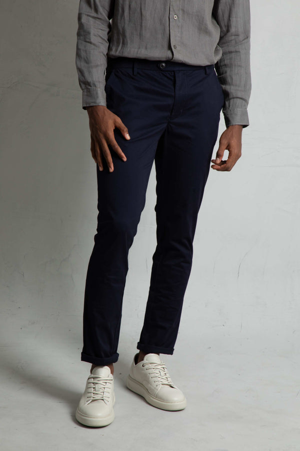 Pantalón Chino Satín Navy