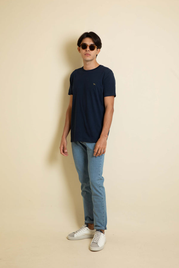 Camiseta Básica Azul Turquí (Custom Fit)