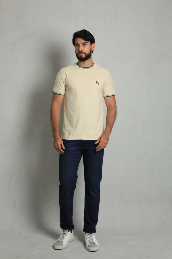 Camiseta Piqué Crema (Custom Fit)