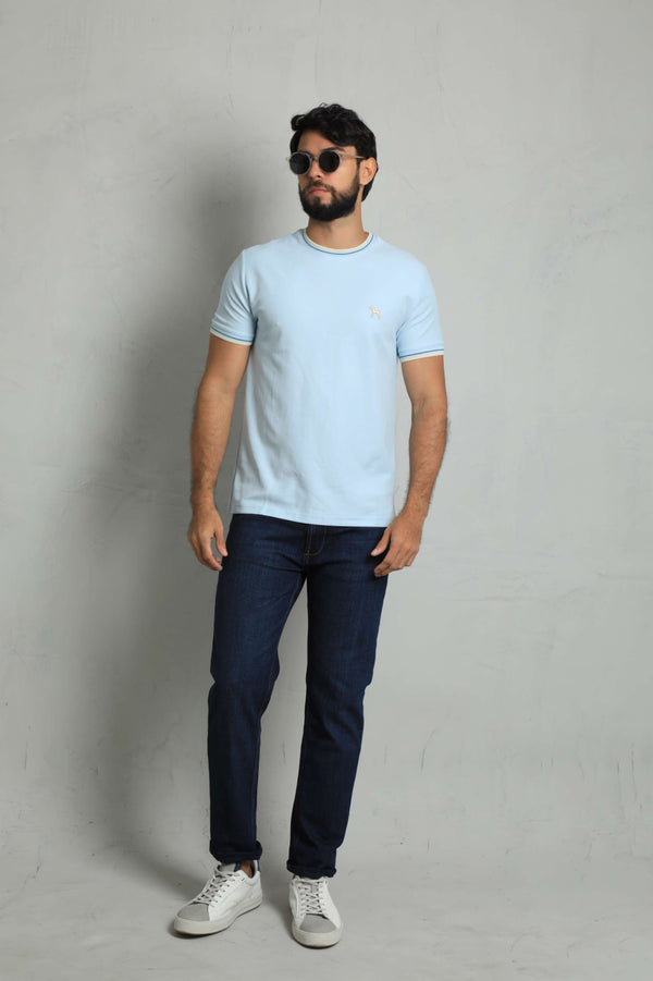 Camiseta Piqué Baby Blue (Custom Fit)